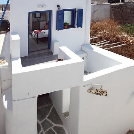 Margarita'S Rooms Folegandros Town Bagian luar foto