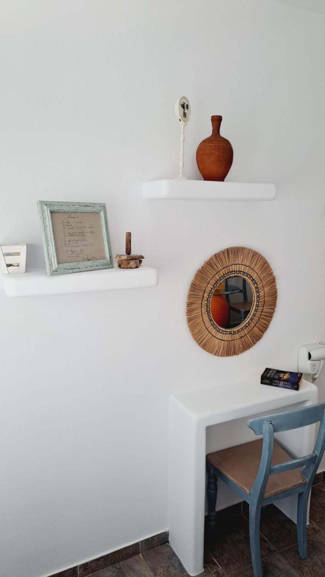 Margarita'S Rooms Folegandros Town Bagian luar foto