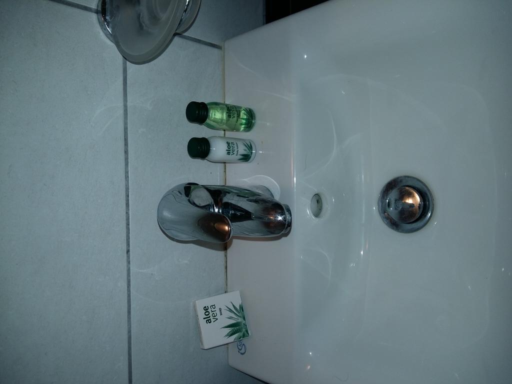 Margarita'S Rooms Folegandros Town Bagian luar foto